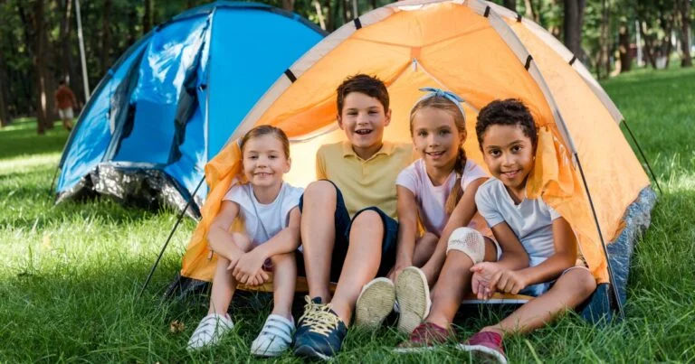 The Best Tech-Free Australian Holiday Camps For 2026 (And How To Pack For Them) - Beanstalk Mums